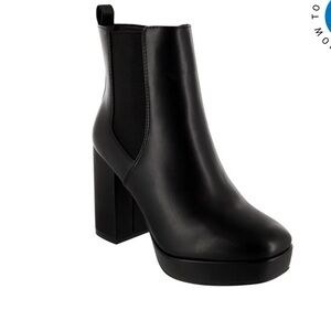 MIA • The Dru • Black • Chunky Heeled • Ankle Boots • EUC no box •